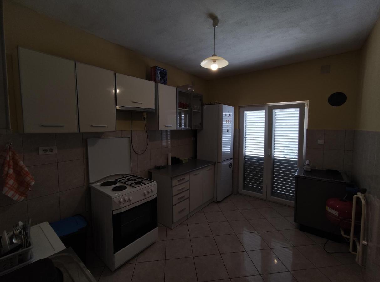 コトルApartman Bujkovic Sutvaraアパートメント 部屋 写真